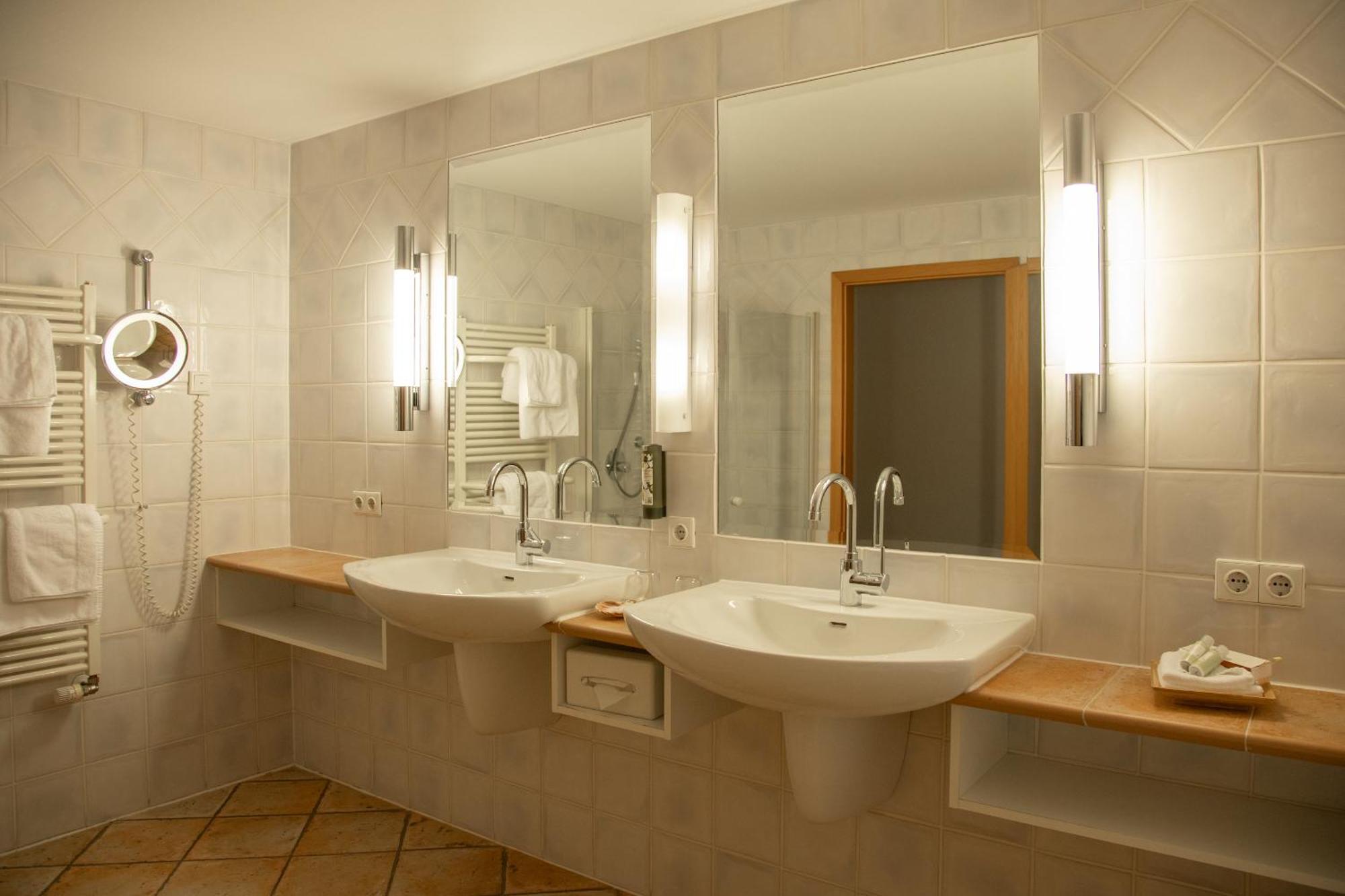 Hotel Deimann ชมาลเลนแบร์ก ภายนอก รูปภาพ